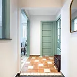 Classy Queen Elisabeth - 2br Apartman Bukarest