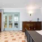 Classy Queen Elisabeth - 2br Apartman Bukarest