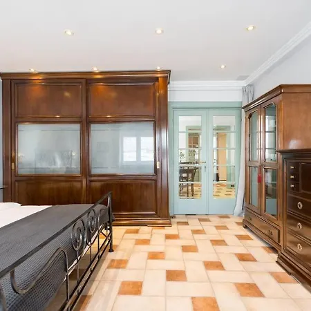 Classy Queen Elisabeth - 2br * Bucarest