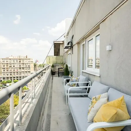 Classy Queen Elisabeth - 2br Apartment *