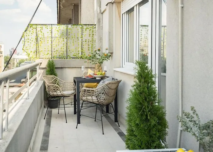 Classy Queen Elisabeth - 2br * Bukarest