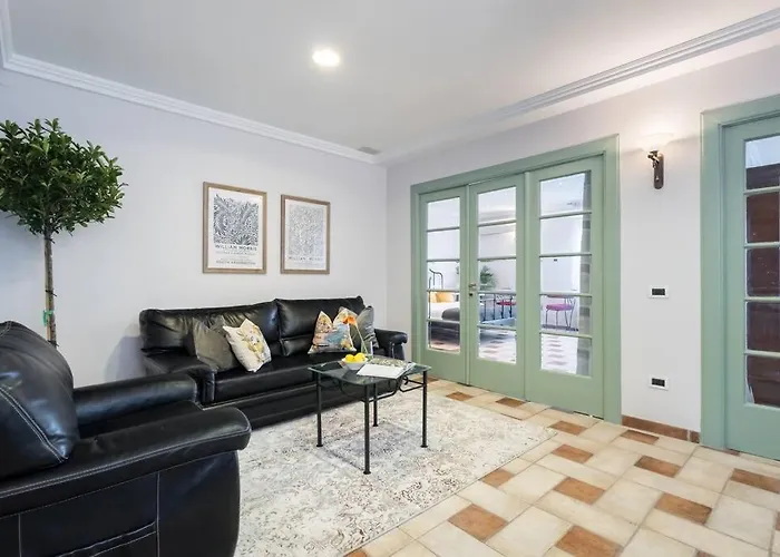 Classy Queen Elisabeth - 2br * 부쿠레슈티