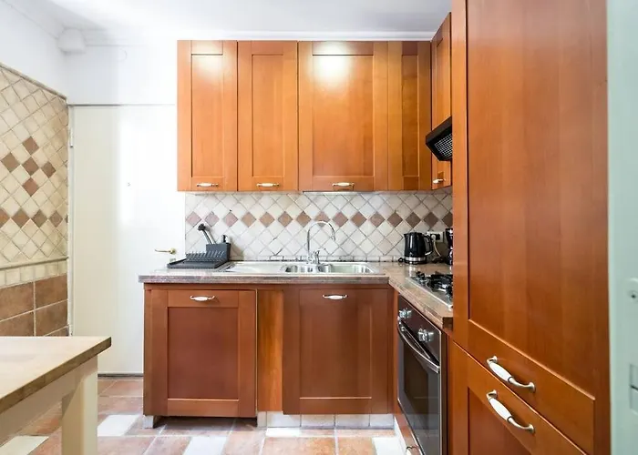 Classy Queen Elisabeth - 2br