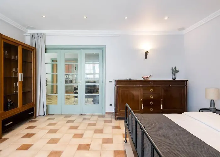 Classy Queen Elisabeth - 2br Apartman Bukarest