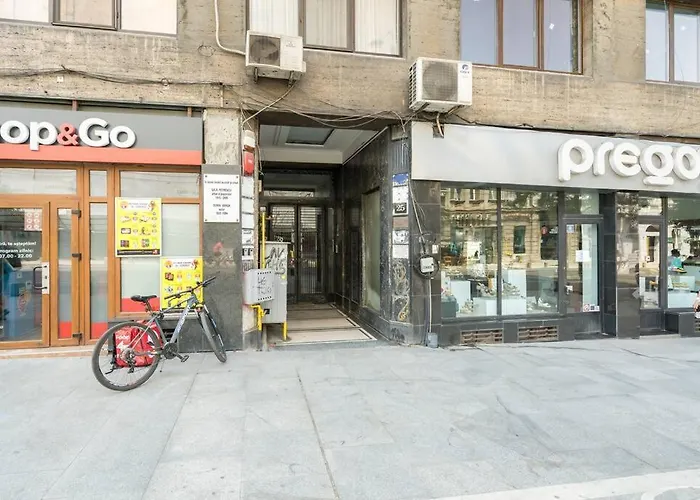 Apartment Classy Queen Elisabeth - 2br Bucharest